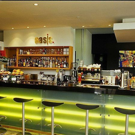 The Poplars Apartment Hotel كريستتشيرش المظهر الخارجي الصورة